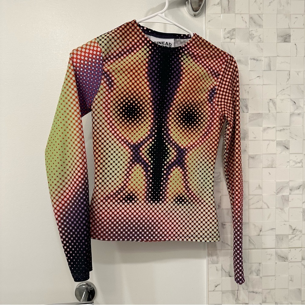 Sinead Gorey Size S/M Digitally Printed Curve Enhancing Top - Picture 10 of 10